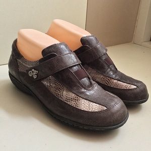 Helle Comfort monk Strap Walking Oxford  5.5 US